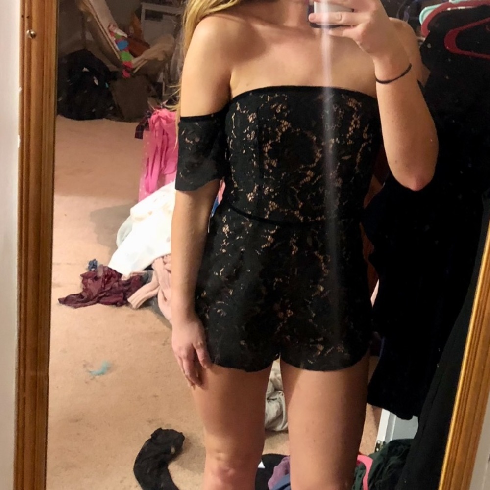 Black Lace romper - size medium Tobi